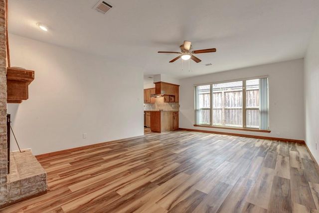 17 Wishbonebush Road, The Woodlands, TX 77380