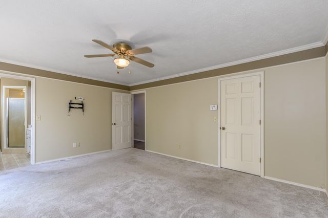 4158 E Linwood Street, Springfield, MO 65809