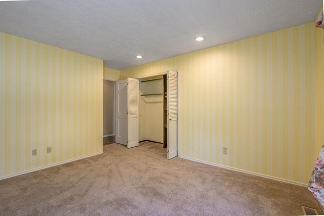 4158 E Linwood Street, Springfield, MO 65809