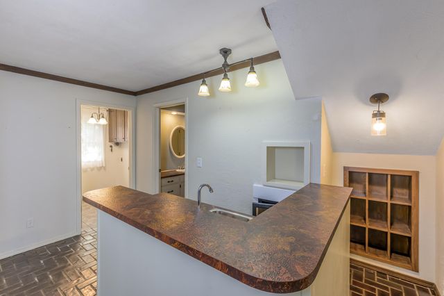 4158 E Linwood Street, Springfield, MO 65809