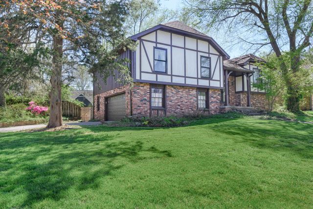 4158 E Linwood Street, Springfield, MO 65809