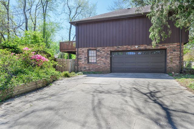 4158 E Linwood Street, Springfield, MO 65809