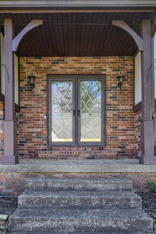4158 E Linwood Street, Springfield, MO 65809