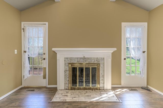 4158 E Linwood Street, Springfield, MO 65809