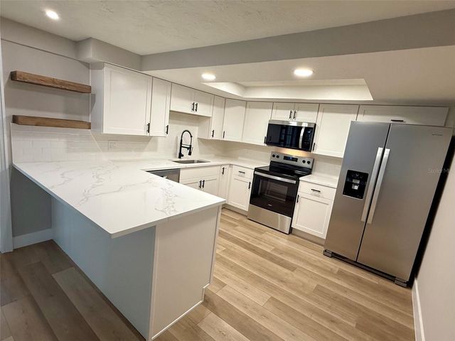 5752 LANATE AVENUE, New Port Richey, FL 34652
