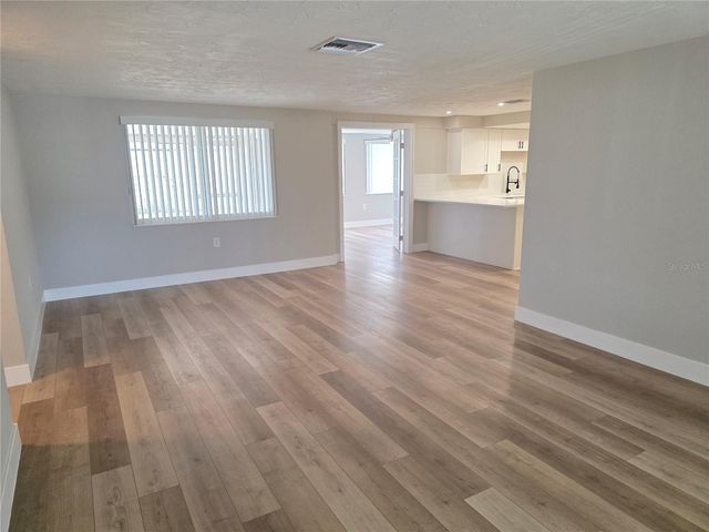 5752 LANATE AVENUE, New Port Richey, FL 34652