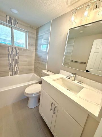 5752 LANATE AVENUE, New Port Richey, FL 34652