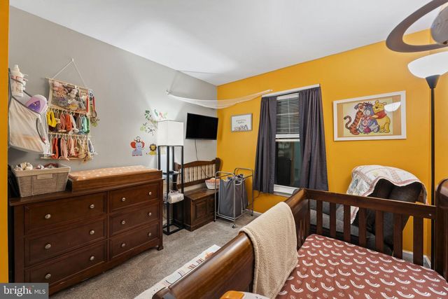 28 WOODCREST CT, Newark, DE 19702