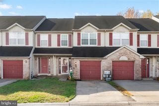 28 WOODCREST CT, Newark, DE 19702