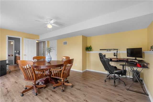 4413 SW Hillside Drive, Lee's Summit, MO 64082