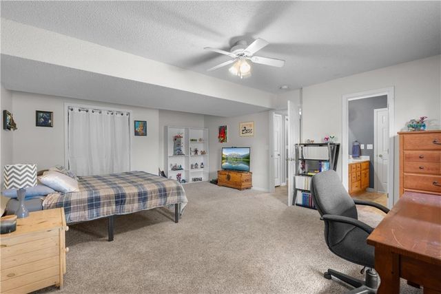 4413 SW Hillside Drive, Lee's Summit, MO 64082