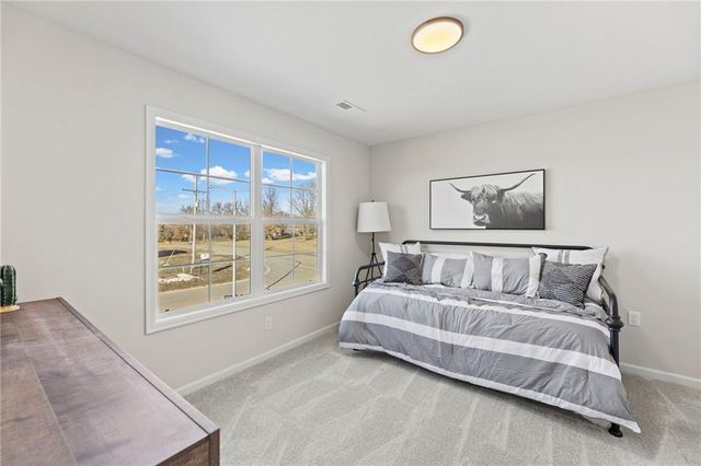12182 S Emerald Street, Olathe, KS 66061