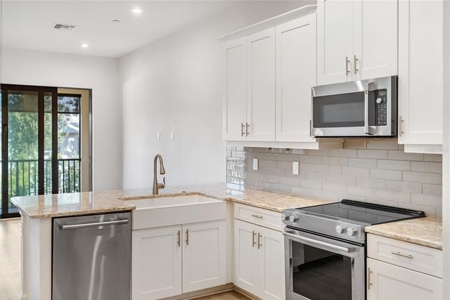 1904 MONTE CARLO DRIVE 1102, Sarasota, FL 34231