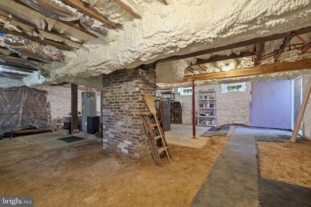39423 IRISH CORNER RD, Lovettsville, VA 20180