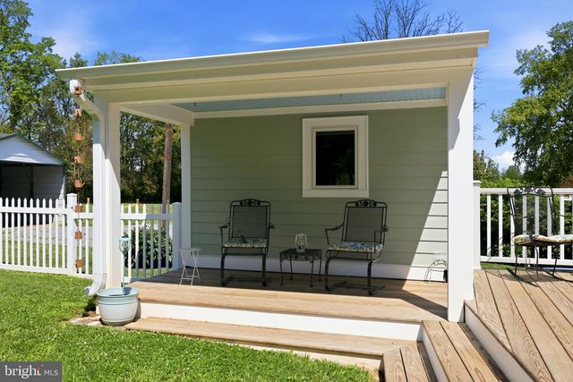 39423 IRISH CORNER RD, Lovettsville, VA 20180