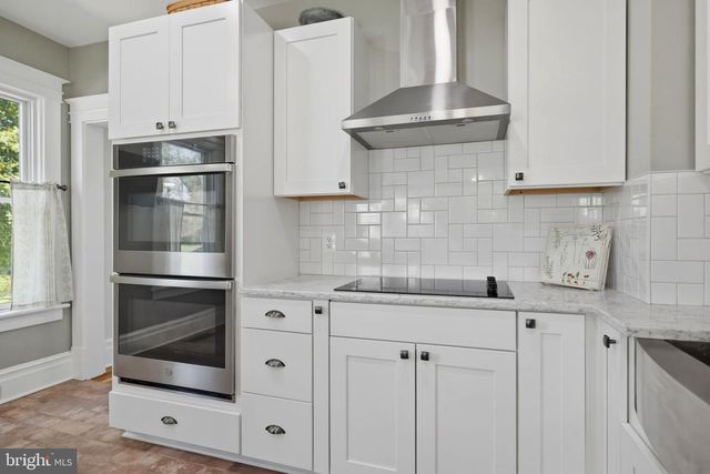 39423 IRISH CORNER RD, Lovettsville, VA 20180