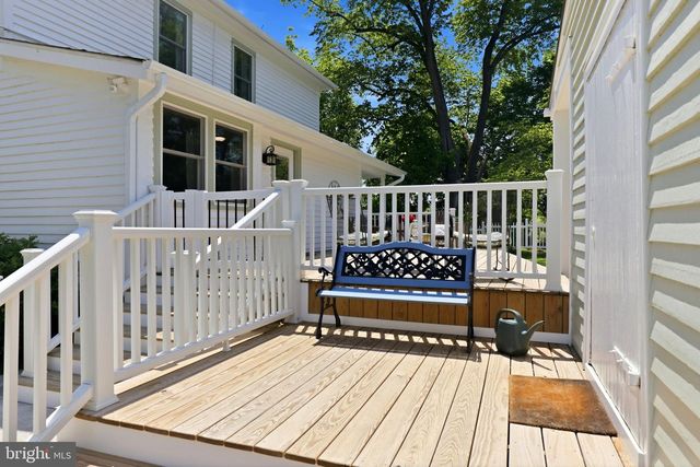 39423 IRISH CORNER RD, Lovettsville, VA 20180