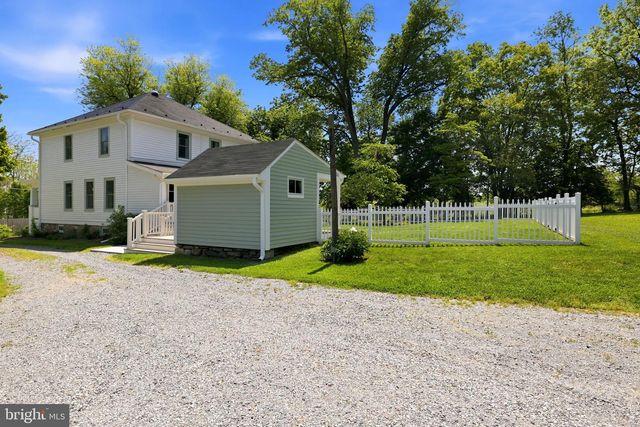 39423 IRISH CORNER RD, Lovettsville, VA 20180