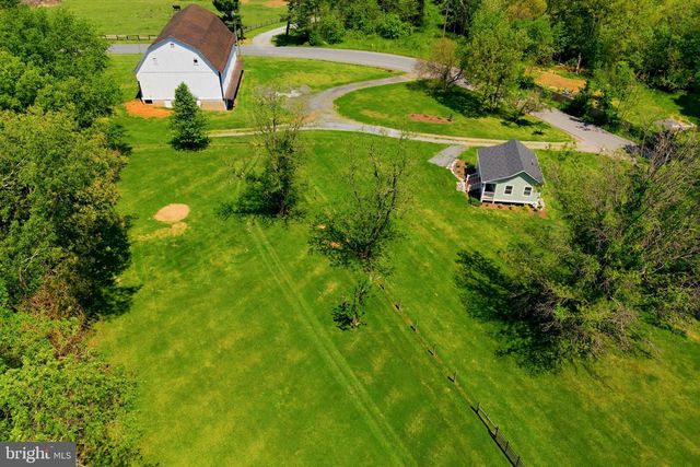 39423 IRISH CORNER RD, Lovettsville, VA 20180