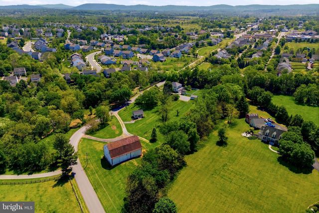 39423 IRISH CORNER RD, Lovettsville, VA 20180