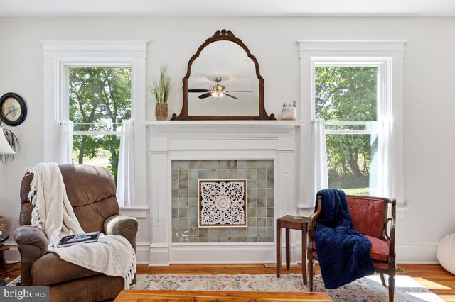 39423 IRISH CORNER RD, Lovettsville, VA 20180