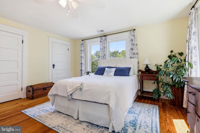 39423 IRISH CORNER RD, Lovettsville, VA 20180