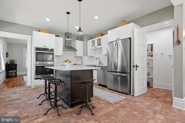 39423 IRISH CORNER RD, Lovettsville, VA 20180