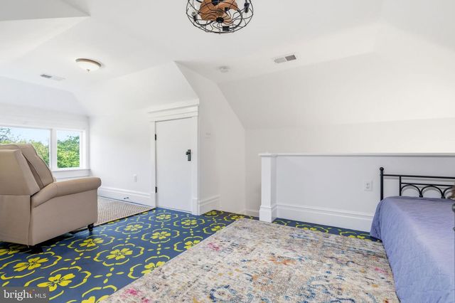 39423 IRISH CORNER RD, Lovettsville, VA 20180