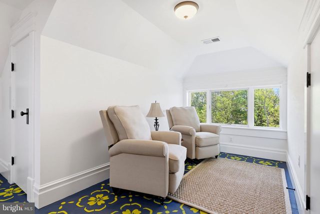 39423 IRISH CORNER RD, Lovettsville, VA 20180