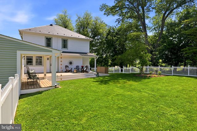 39423 IRISH CORNER RD, Lovettsville, VA 20180