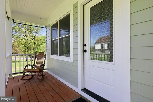 39423 IRISH CORNER RD, Lovettsville, VA 20180