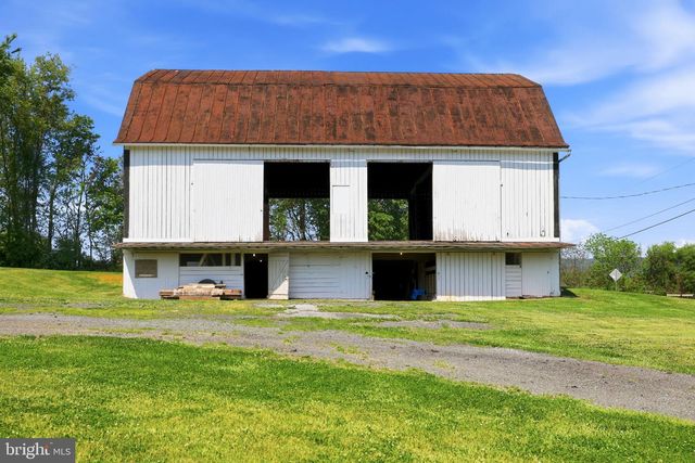 39423 IRISH CORNER RD, Lovettsville, VA 20180