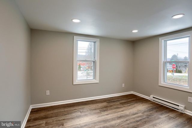 4303 CARLISLE RD, Gardners, PA 17324