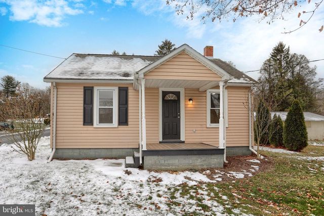 4303 CARLISLE RD, Gardners, PA 17324