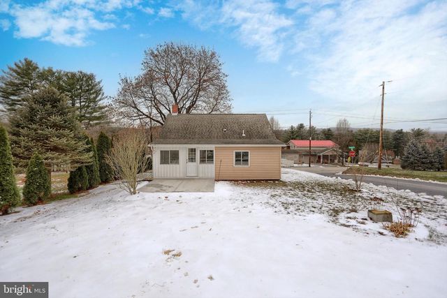 4303 CARLISLE RD, Gardners, PA 17324