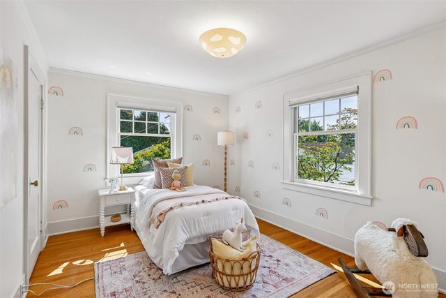 5248 17th Avenue NE, Seattle, WA 98105