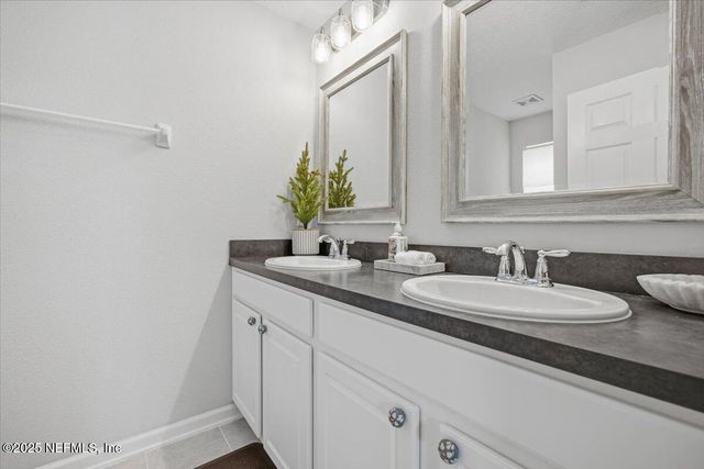 7131 EMSLEY Circle, Jacksonville, FL 32258