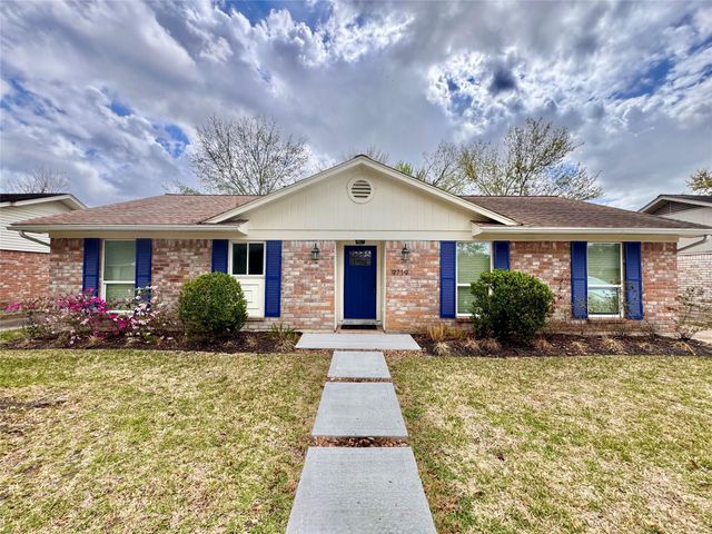 9719 Springmont Drive, Houston, TX 77080