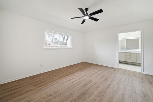 9719 Springmont Drive, Houston, TX 77080