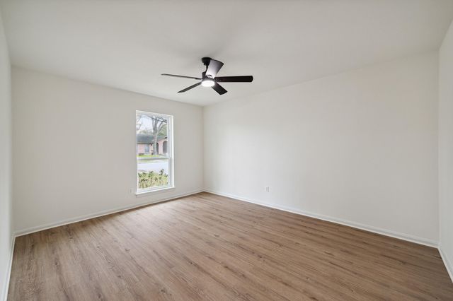 9719 Springmont Drive, Houston, TX 77080