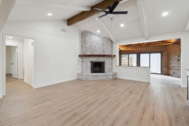 9719 Springmont Drive, Houston, TX 77080