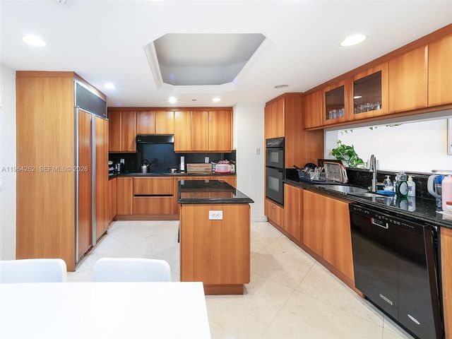 9595 Collins Ave N5-G, Surfside, FL 33154