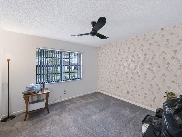 4948 Regina Court, West Palm Beach, FL 33415