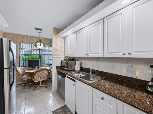 4948 Regina Court, West Palm Beach, FL 33415