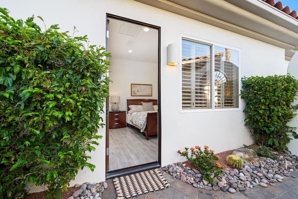 Image 32 of property listing at 411 Tomahawk Drive, Palm Desert, CA 92211