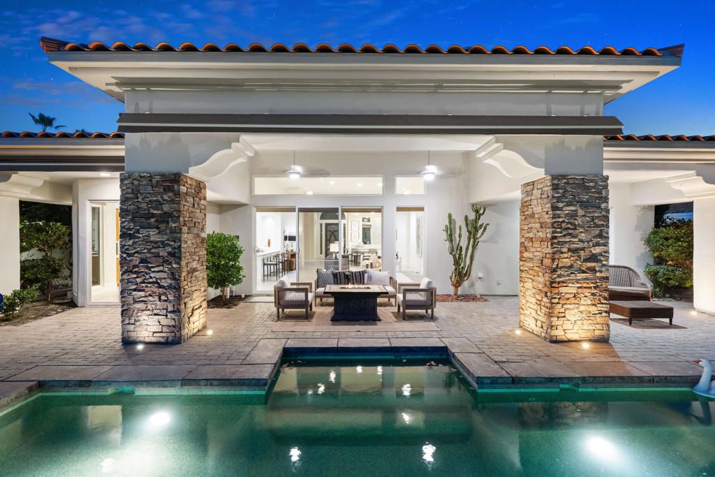 Image 37 of property listing at 411 Tomahawk Drive, Palm Desert, CA 92211
