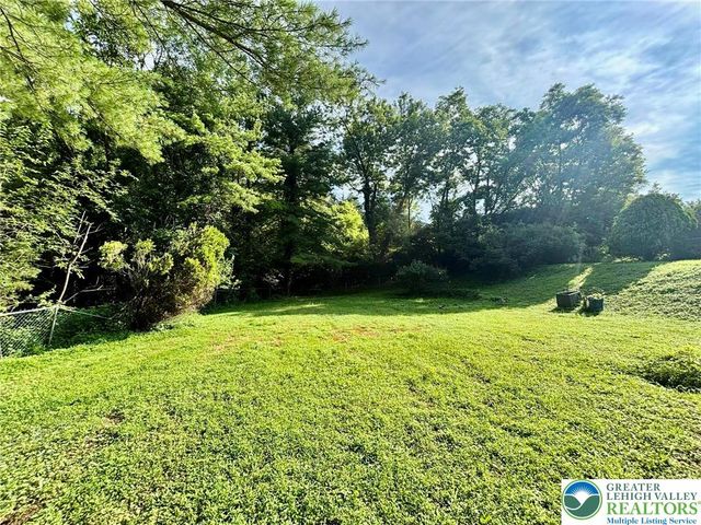 4340 Terrace, Bangor Boro, PA 18013
