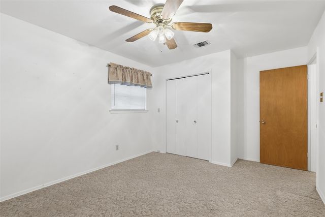 214 Jill Ann Drive, Burleson, TX 76028