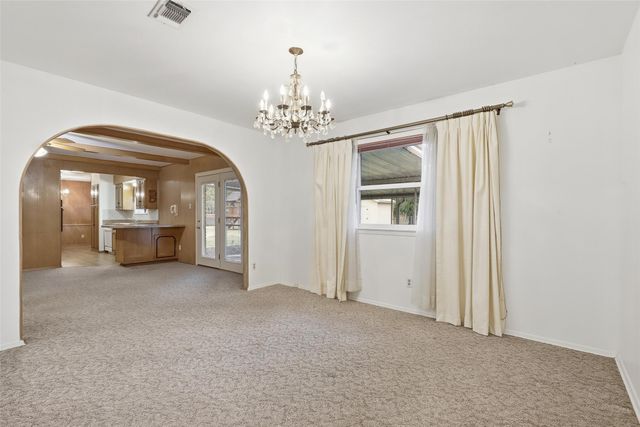 214 Jill Ann Drive, Burleson, TX 76028