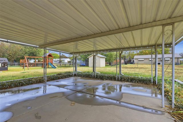 214 Jill Ann Drive, Burleson, TX 76028